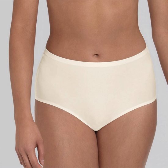 Essentials High Waist+ 1343