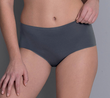 Lade das Bild in den Galerie-Viewer, Essentials High Waist+ 1343
