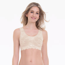 Lade das Bild in den Galerie-Viewer, Essentials Lace Bralette Schale 5400
